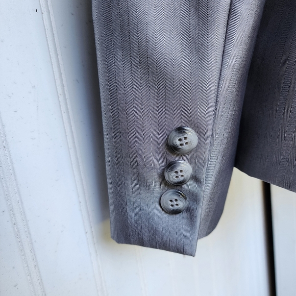 Bloomingdale’s Tahari ASL Womens Silver Gray Jacket Blazer Classic Sz 2 - Picture 6 of 12